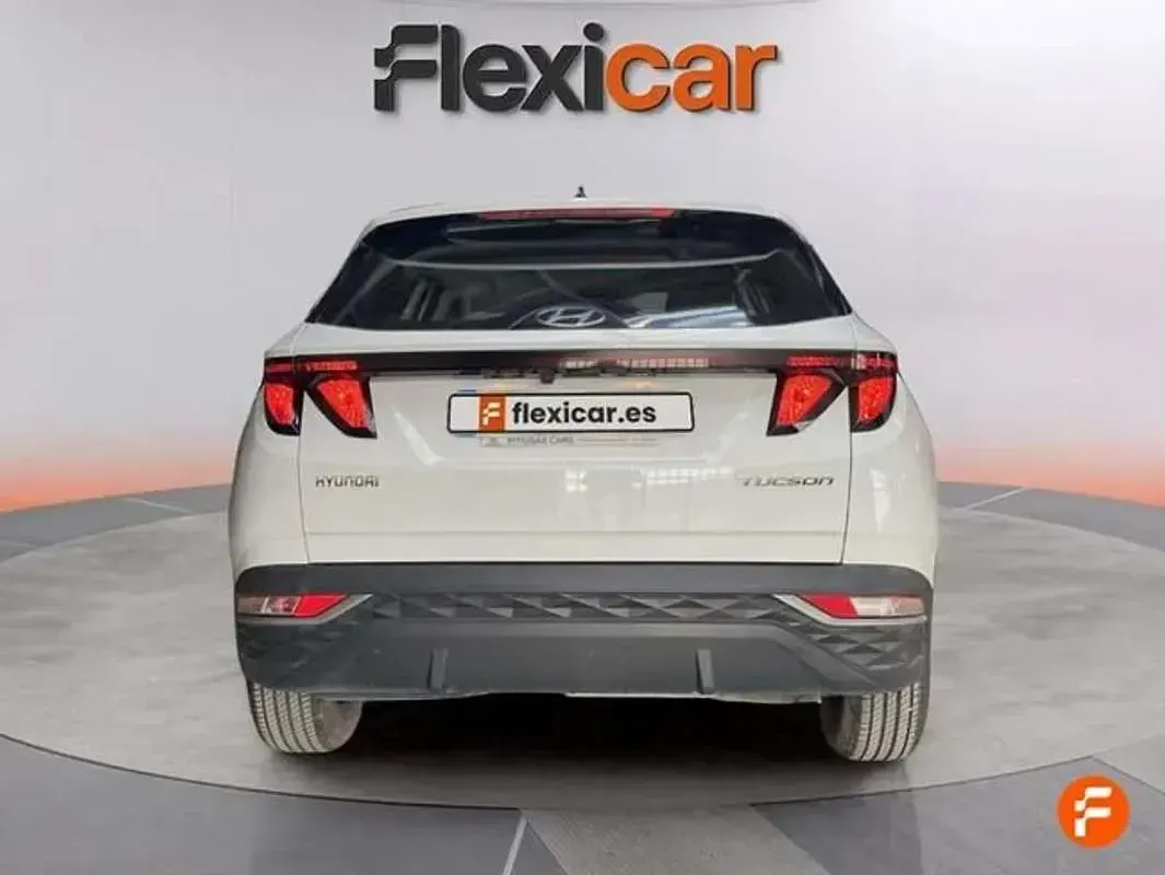 Usado Hyundai Tucson 116 HP (85 kW) 2021 Branco SUV