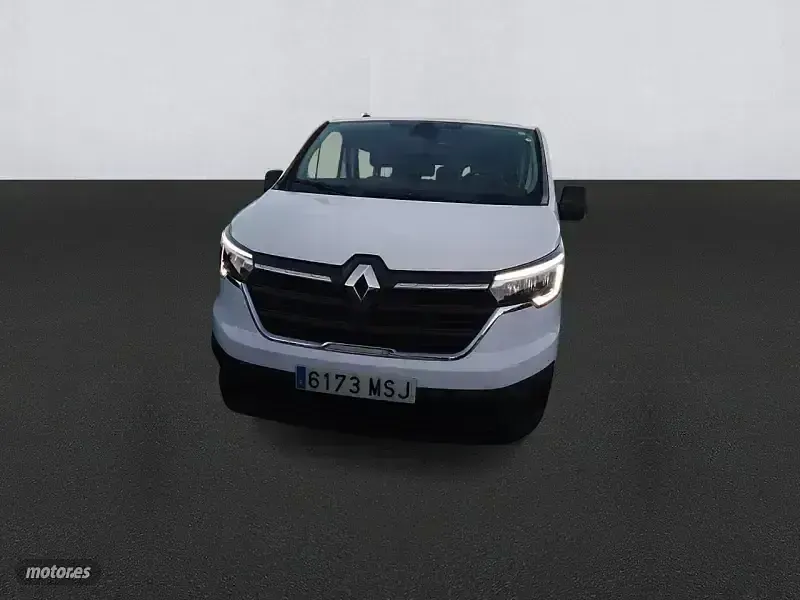 Usado Renault Trafic 110 CV (80 kW) 2024 Blanco Monovolumen