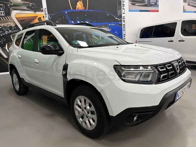 Usado Dacia Duster Comfort 115 CV (84 kW) 2022 Blanco SUV