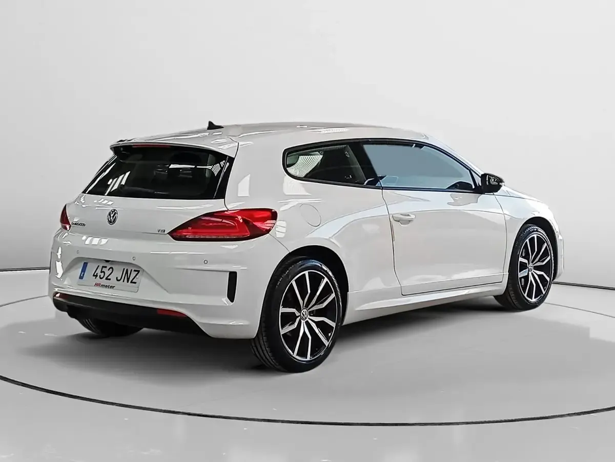 Usado VW Scirocco R-line 125 CV (91 kW) 2016 Coupe