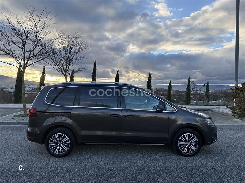 Usado Seat Alhambra Style 184 CV (135 kW) 2016 Marrón Monovolumen