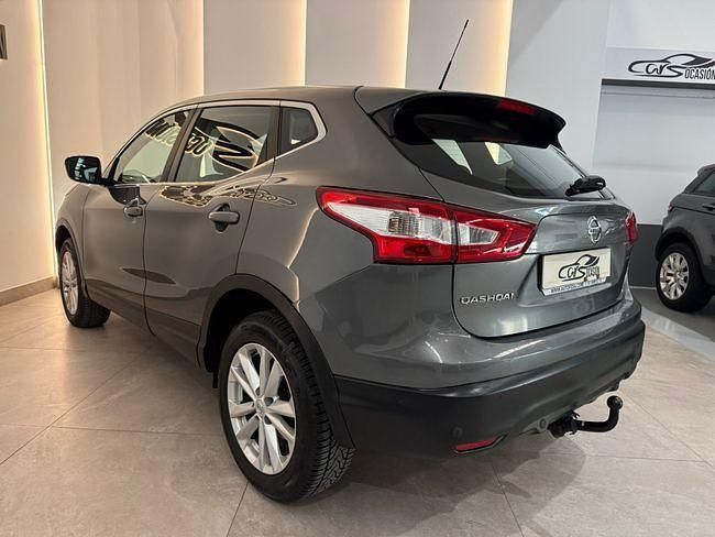 Usado Nissan Qashqai N-Connecta 110 CV (80 kW) 2017 Gris SUV