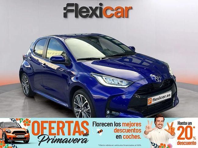 Usado Toyota Yaris Hybrid Plus 116 CV (85 kW) 2024 Azul