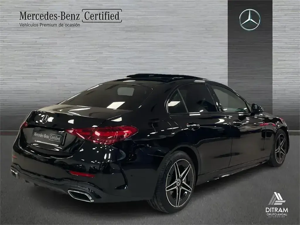 Usado Mercedes E300 313 CV (230 kW) 2024 Negro Berlina