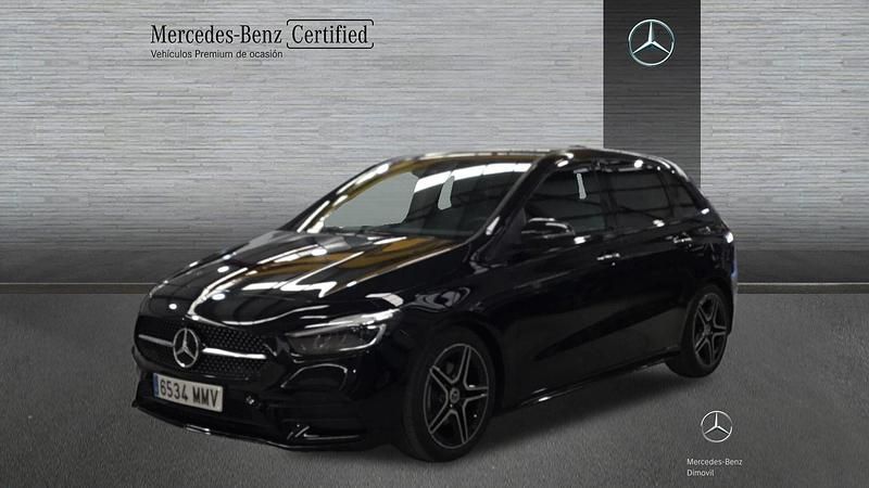 Negro noche Usado 2024 Mercedes B200 AMG line Monovolumen | 32.900 € (Precio justo) - Imagen 1/4