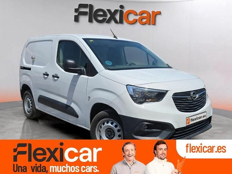 Usado Opel Combo Selective 100 CV (73 kW) 2019 Blanco Monovolumen