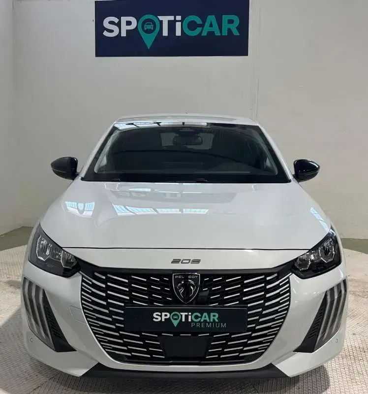 Nuevo Peugeot 208 Allure 110 CV (80 kW) 2025 Blanco Utilitario