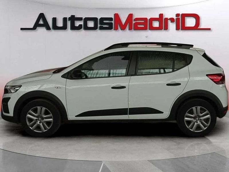Usado Dacia Sandero Essentiel 91 CV (66 kW) 2021 Blanco Utilitario