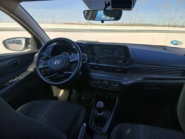 Usado Hyundai i20 101 CV (74 kW) 2021 Blanco Utilitario