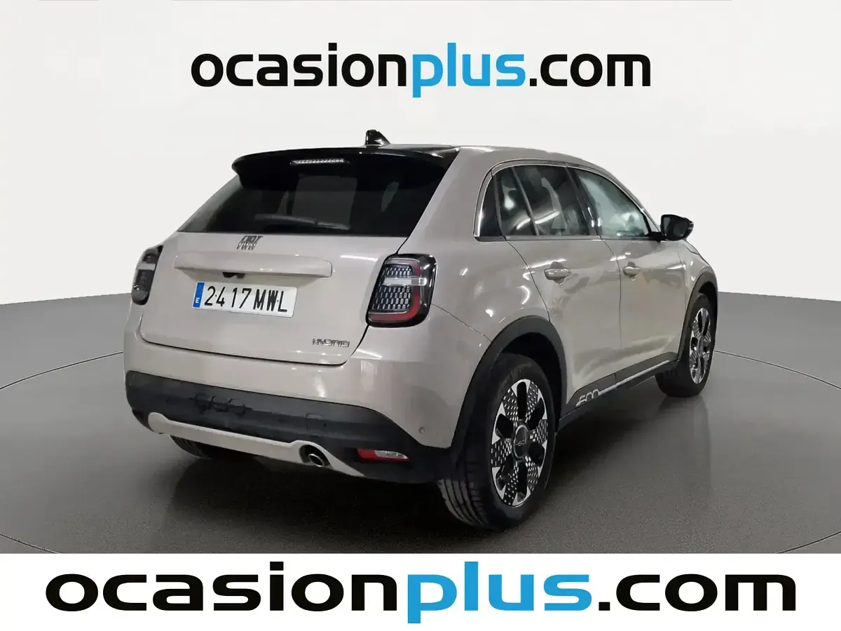 Usado Fiat 600 La Prima 100 CV (73 kW) 2024 Beige SUV