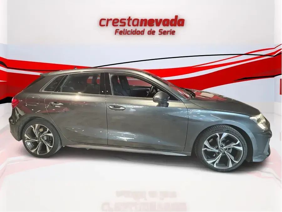 Usado Audi A3 Sportback e-tron S-Line 150 CV (110 kW) 2024 Gris / plata Utilitario