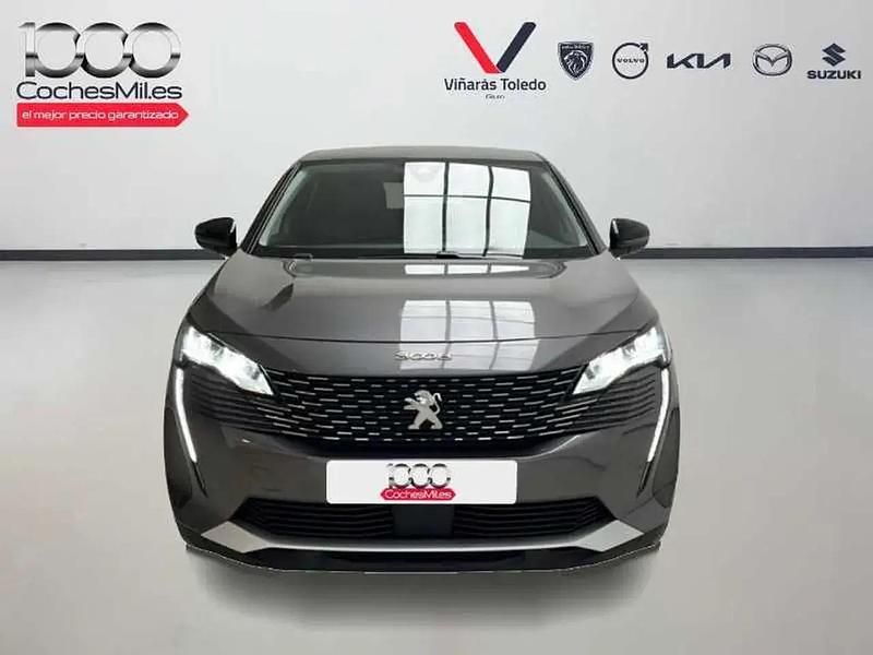 Usado Peugeot 3008 Allure 131 CV (96 kW) 2022 Gris SUV