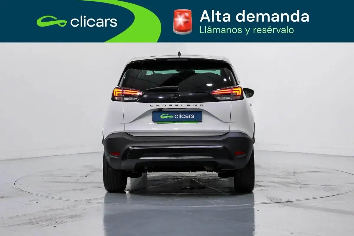 Usado Opel Crossland GS Line 110 CV (80 kW) 2022 Blanco SUV