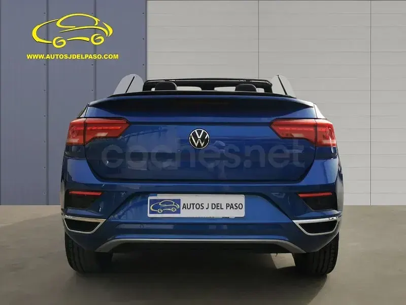 Usado VW T-Roc Style 110 CV (80 kW) 2021 Azul SUV