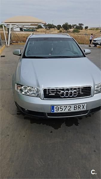 Usado Audi A4 220 CV (161 kW) 2002 Gris / plata Familiar