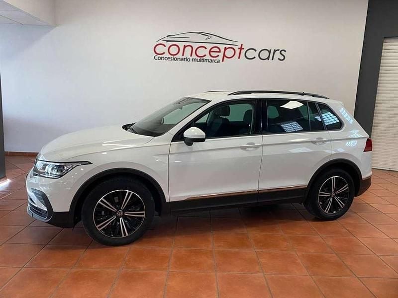 Usado VW Tiguan Life 150 HP (110 kW) 2021 Branco SUV