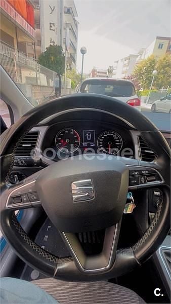 Usado Seat Leon XCELLENCE 125 CV (91 kW) 2018 Azul Berlina