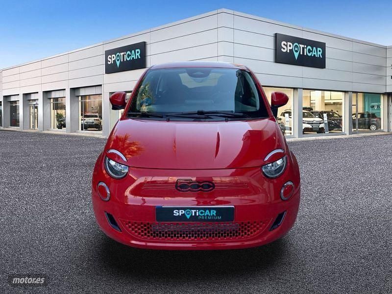 Usado Fiat 500e Red 86 kW (118 CV) 2022 Rojo Berlina