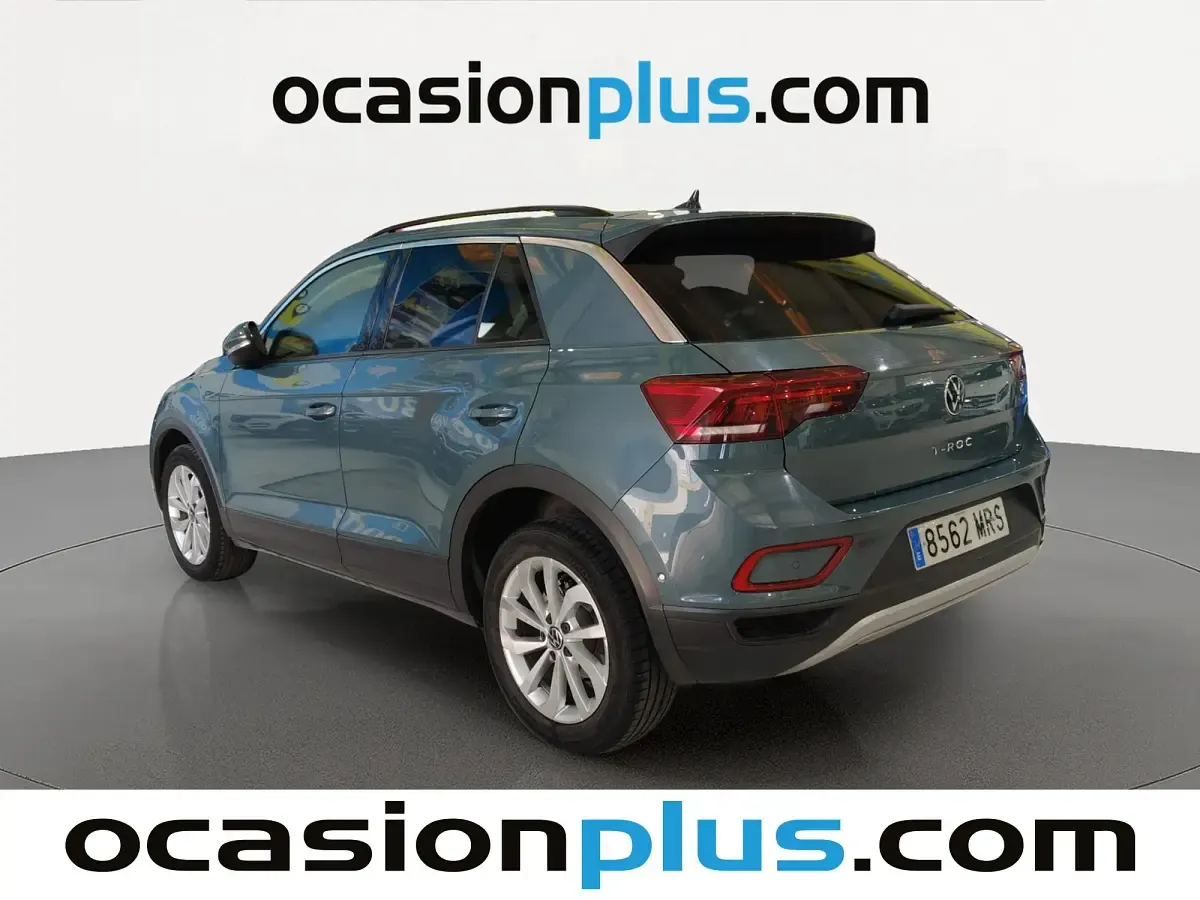 Usado VW T-Roc Life 116 CV (85 kW) 2024 Azul SUV