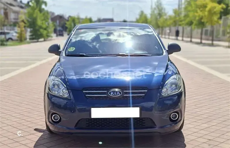 Usado Kia ProCeed Active 115 CV (84 kW) 2009 Azul Utilitario