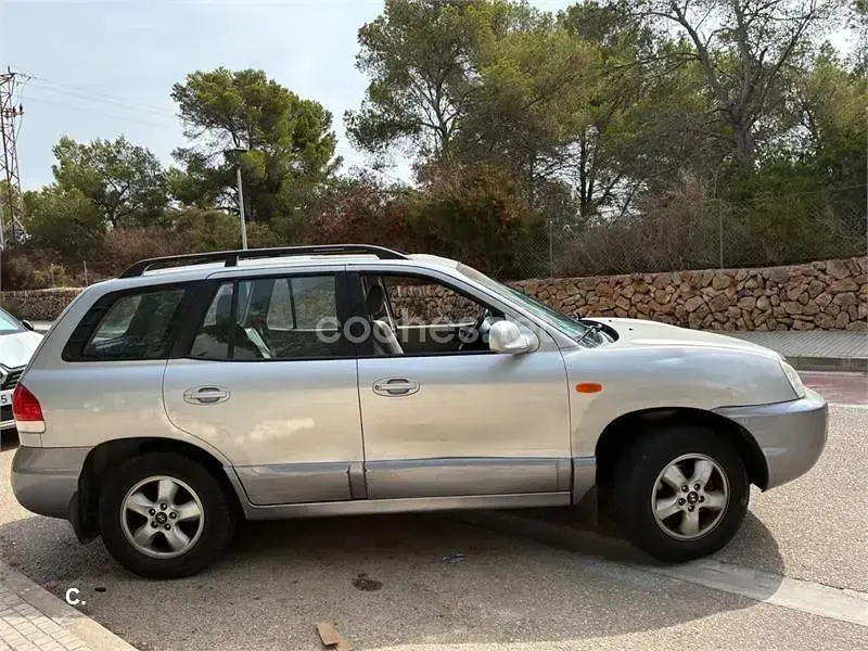 Usado Hyundai Santa Fe Style 173 CV (127 kW) 2005 Gris / plata SUV