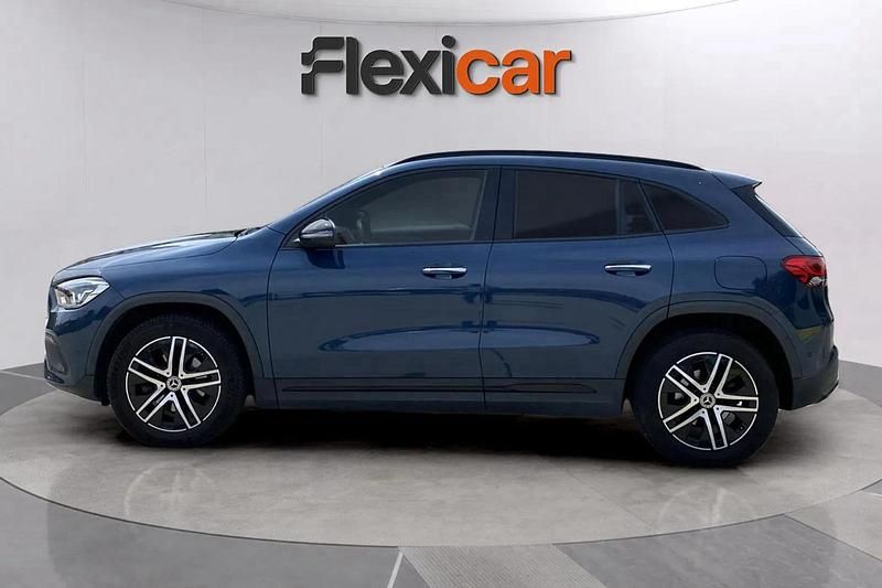 Usado Mercedes GLA200 150 CV (110 kW) 2021 Azul SUV