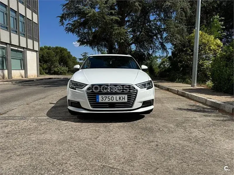 Usado Audi A3 S-Line 204 CV (150 kW) 2020 Blanco Berlina