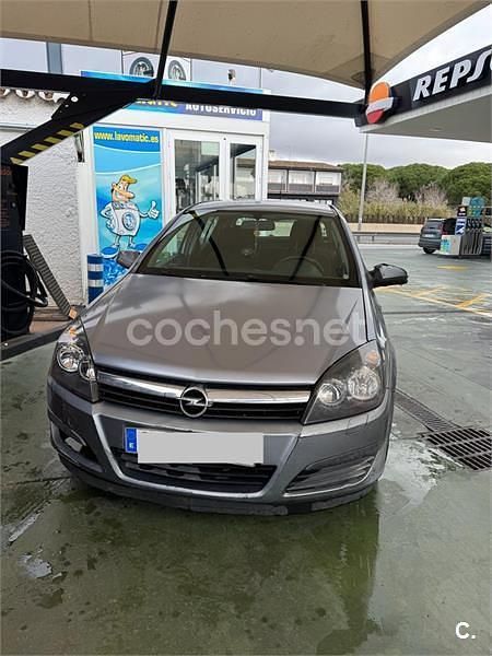 Usado Opel Astra Enjoy 105 CV (77 kW) 2006 Gris / plata Berlina