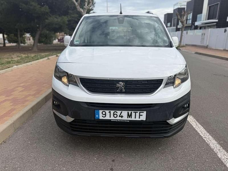 Usado Peugeot Rifter Active 102 CV (75 kW) 2020 Blanco Monovolumen
