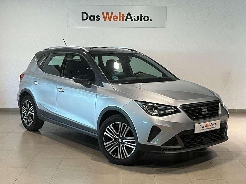 Plateado Usado 2024 Seat Arona FR SUV | 17.490 € (Buen precio) - Imagen 1/4