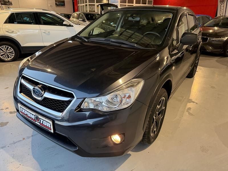 Usado Subaru XV 147 CV (108 kW) 2013 Negro SUV