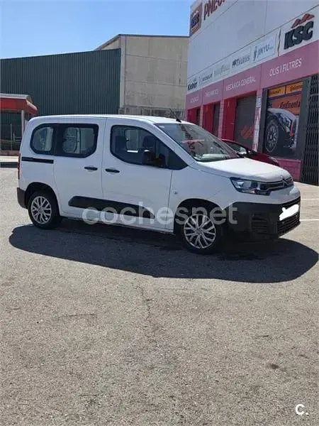 Usado Citroën Berlingo Business Class 102 CV (75 kW) 2021 Blanco Monovolumen