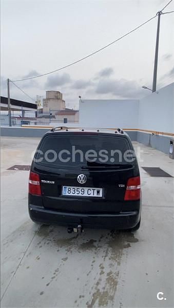 Usado VW Touran Trendline 136 CV (100 kW) 2004 Negro Monovolumen