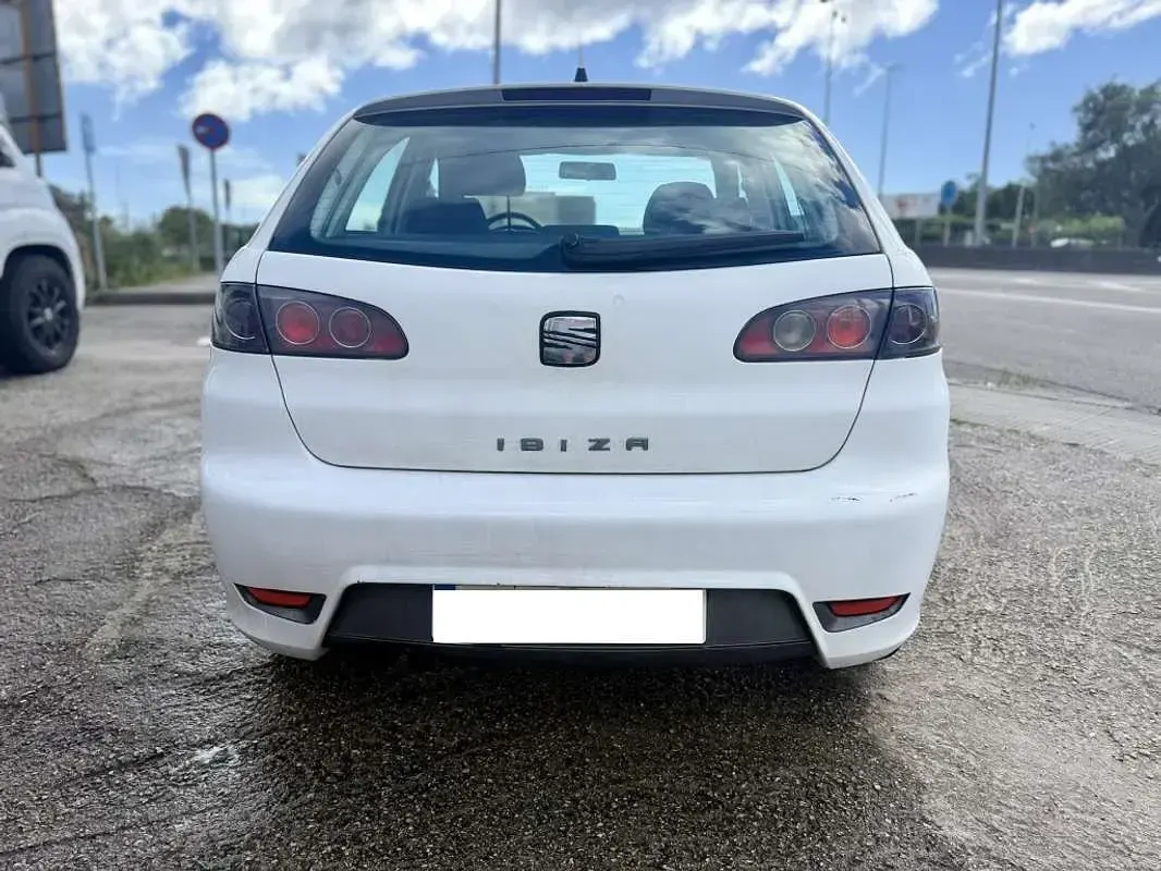 Usado Seat Ibiza Reference 101 CV (74 kW) 2007 Utilitario