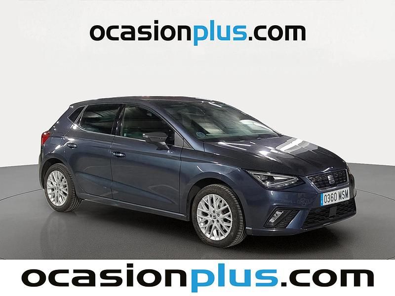 Usado Seat Ibiza 116 HP (85 kW) 2024 Cinzento Citadino