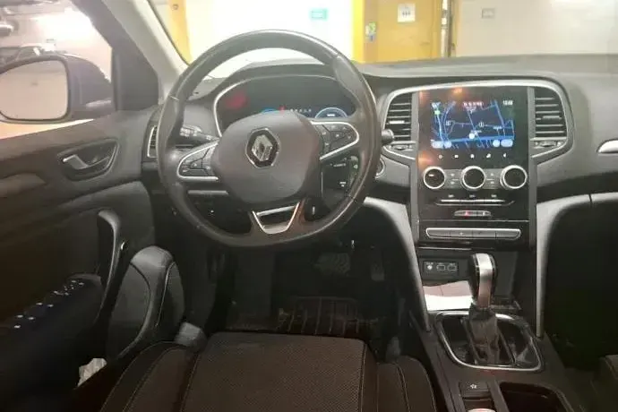 Usado Renault Mégane Evolution 160 CV (117 kW) 2022 Familiar