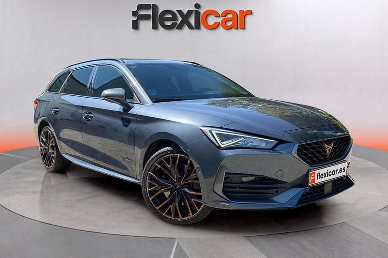 Gris Usado 2021 Cupra Leon Familiar | 20.690 € (Precio justo) - Imagen 1/4
