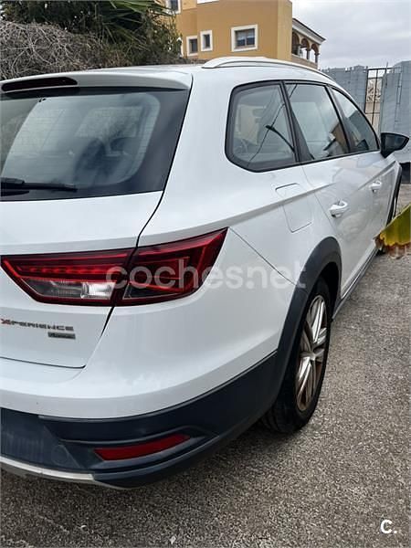 Usado Seat Leon ST 4Drive 184 CV (135 kW) 2016 Blanco Familiar