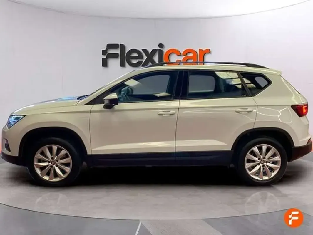 Usado Seat Ateca Ecomotive 116 CV (85 kW) 2017 Blanco SUV