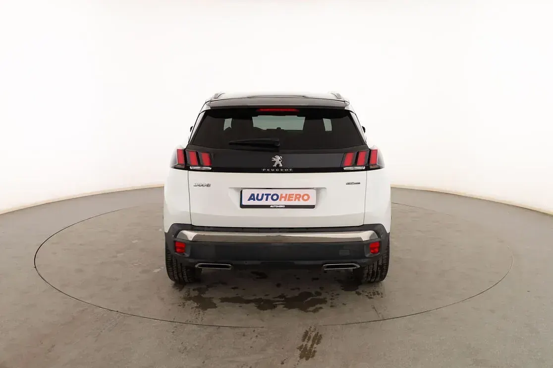 Usado Peugeot 3008 GT-line 130 CV (95 kW) 2019 Blanco SUV