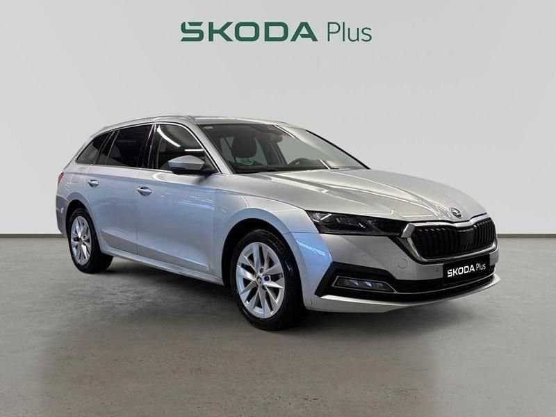 Gris plata Usado 2020 Skoda Octavia Style Familiar | 24.200 € (Un poco caro) - Imagen 1/4