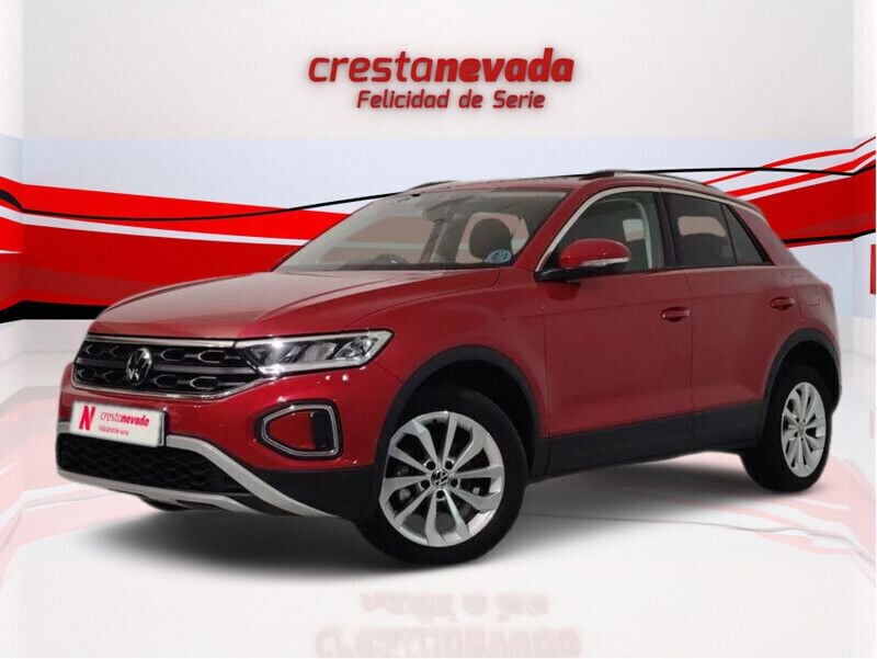 Rojo Usado 2022 VW T-Roc Life SUV | 22.803 € (Precio justo) - Imagen 1/4