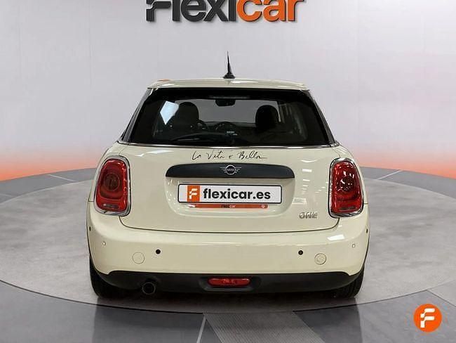 Usado Mini ONE 102 CV (75 kW) 2019 Blanco Utilitario