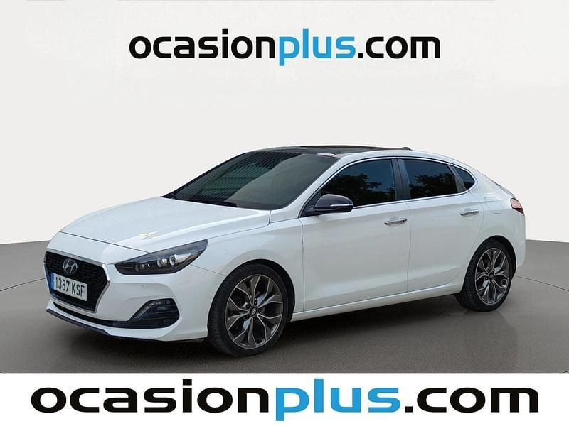 Blanco Usado 2018 Hyundai i30 Style Berlina | 15.228 € (Precio justo) - Imagen 1/4