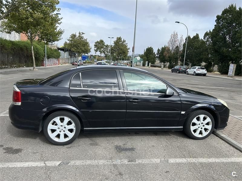 Negro Usado 2007 Opel Vectra Elegance Berlina | 1950 € (Precio justo) - Imagen 1/4