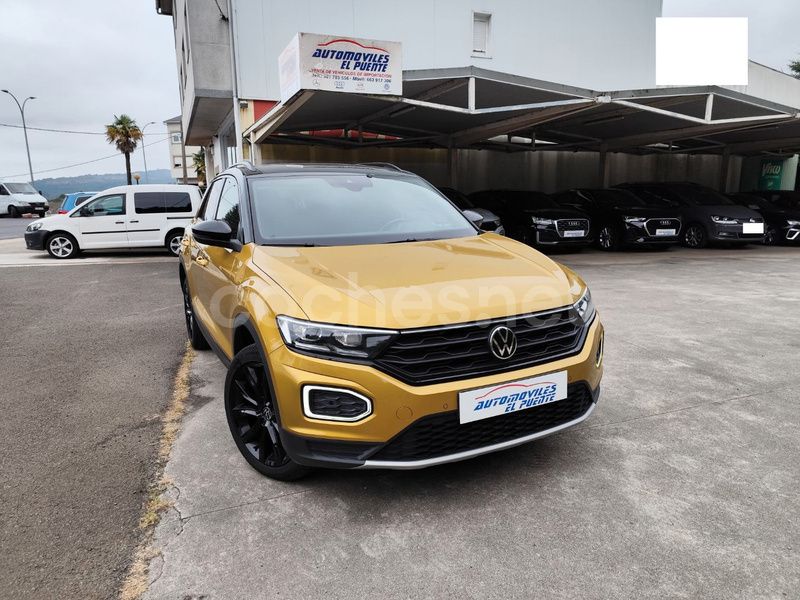 Amarillo Usado 2021 VW T-Roc Sportline SUV | 23.990 € (Un poco caro) - Imagen 1/4
