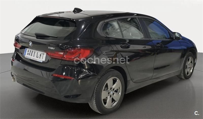 Usado BMW 118 136 CV (100 kW) 2020 Negro Utilitario