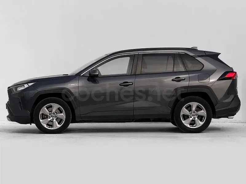 Usado Toyota RAV4 Hybrid Luxury 218 CV (160 kW) 2019 Gris / plata SUV