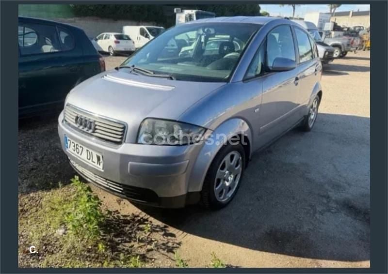 Usado Audi A2 75 CV (55 kW) 2005 Gris / plata Utilitario