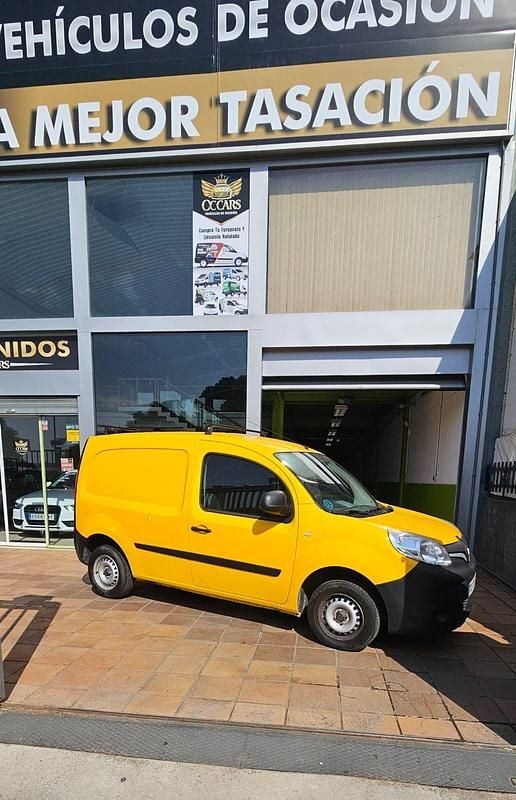 Usado Renault Kangoo 75 CV (55 kW) 2013 Amarillo Utilitario